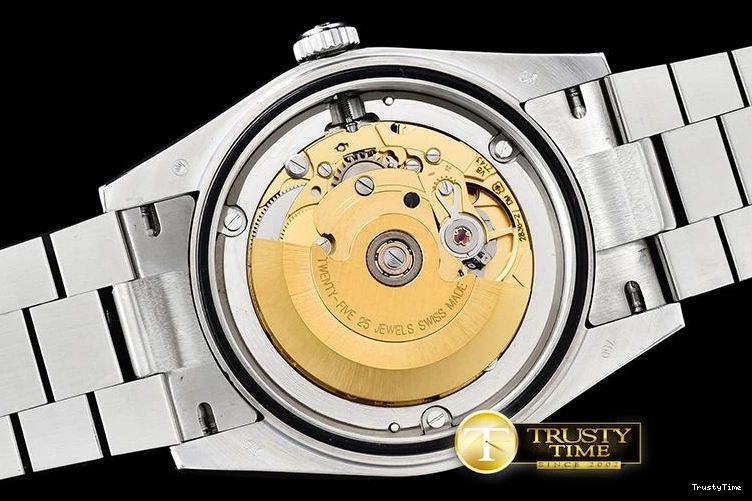 0225 RDD0214C – DayDate 36mm Classic 685